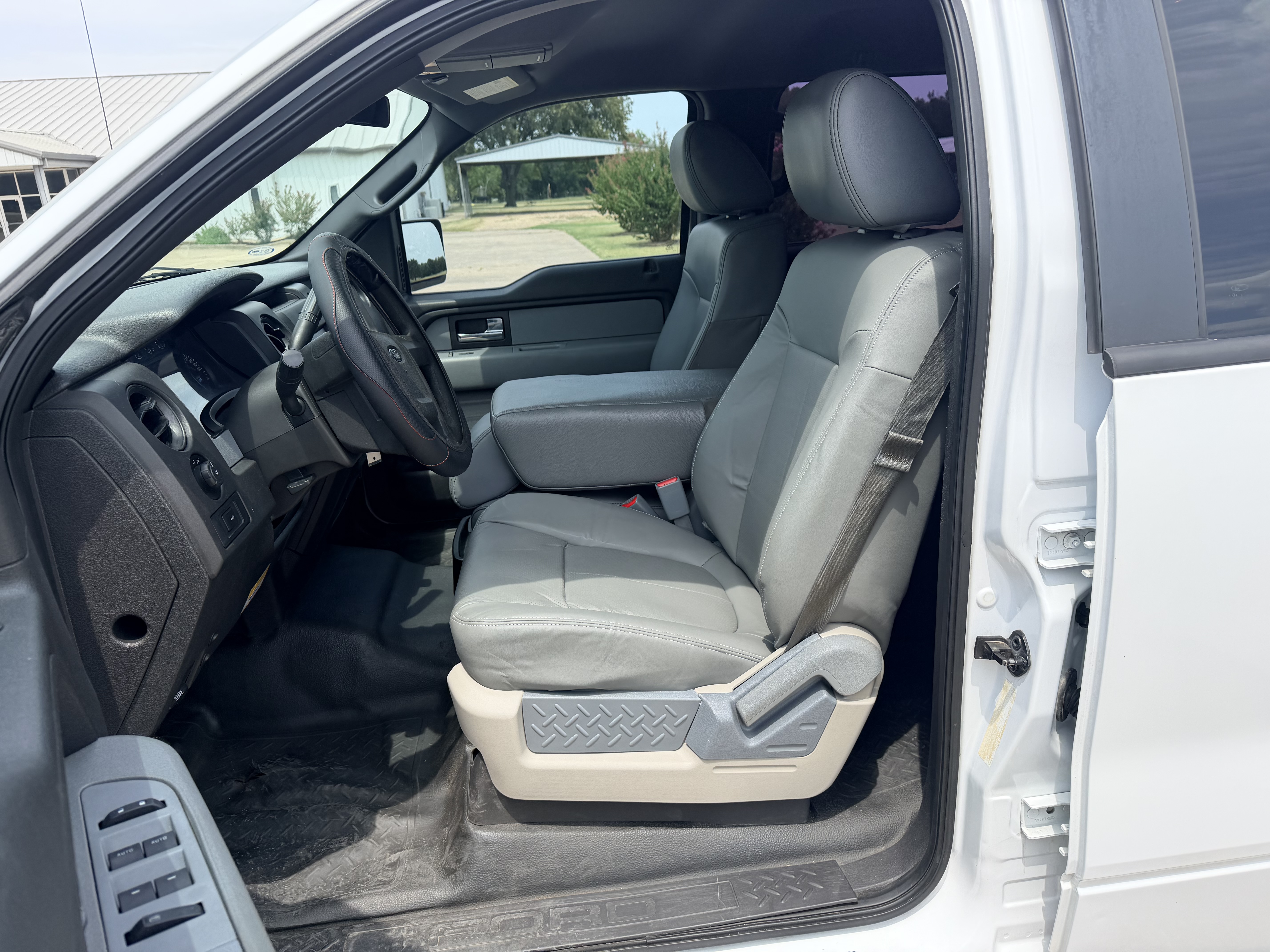 Used 2014 Ford F150 2WD SuperCrew image 9