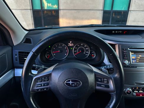 Used 2014 Subaru Outback 2.5i Premium Wagon 4D AWD/4WD image 33