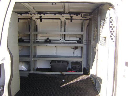 Used 2009 GMC Savana 3500 image 12