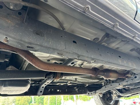 Used 2019 Toyota Tacoma image 16