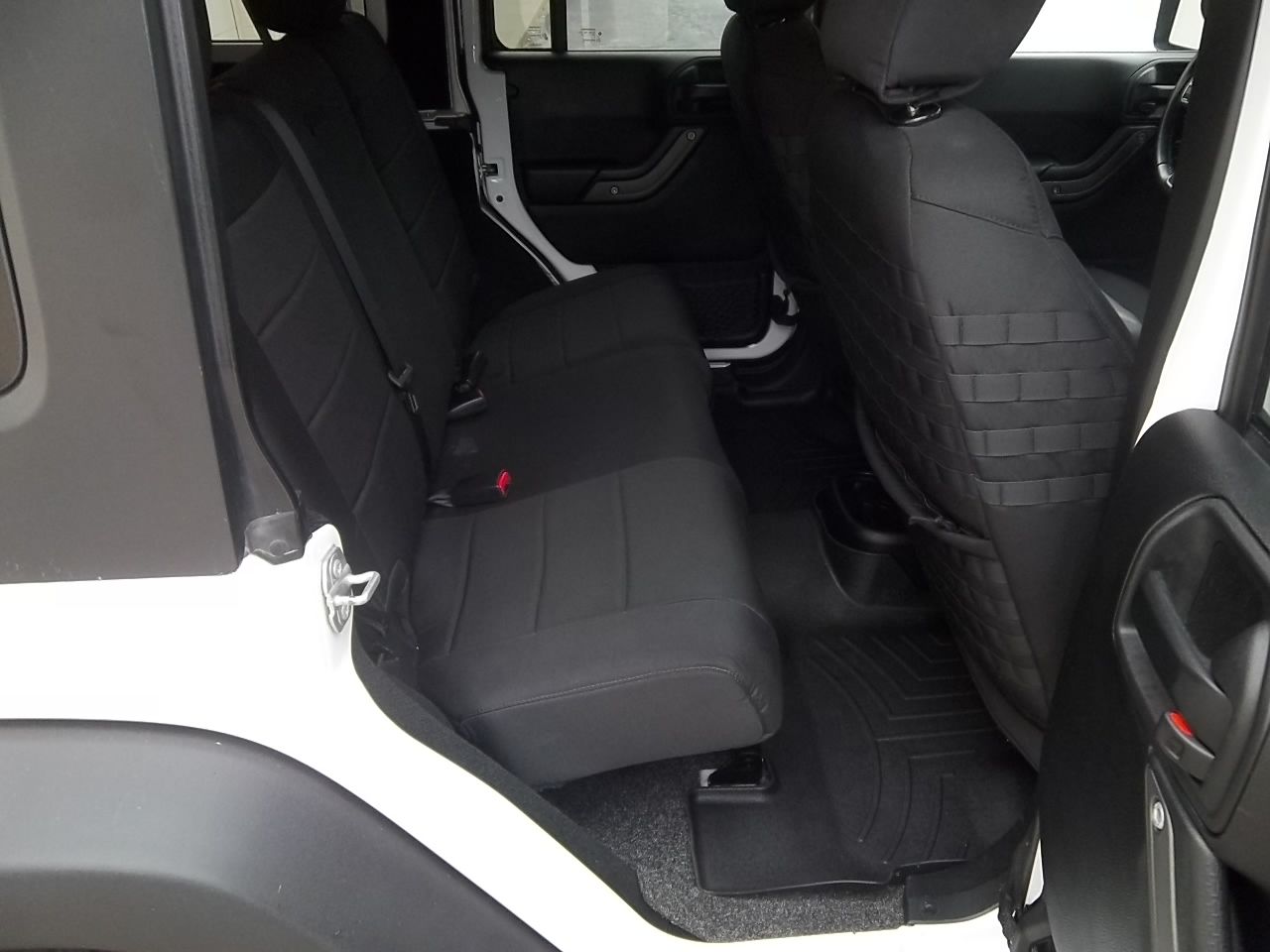 Used 2017 Jeep Wrangler 4WD Unlimited Sport image 28