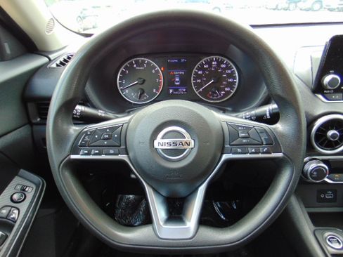 Used 2021 Nissan Sentra S image 15