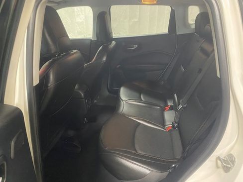 Used 2021 Jeep Compass 4WD Limited image 20