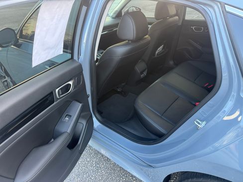 Used 2024 Honda Civic Touring image 14