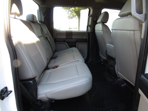 Used 2021 Ford F250 XL image 12