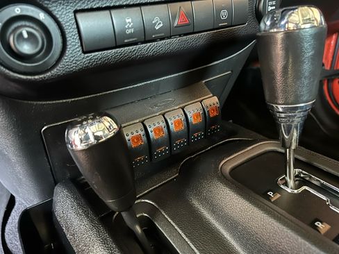 Used 2015 Jeep Wrangler Rubicon image 19