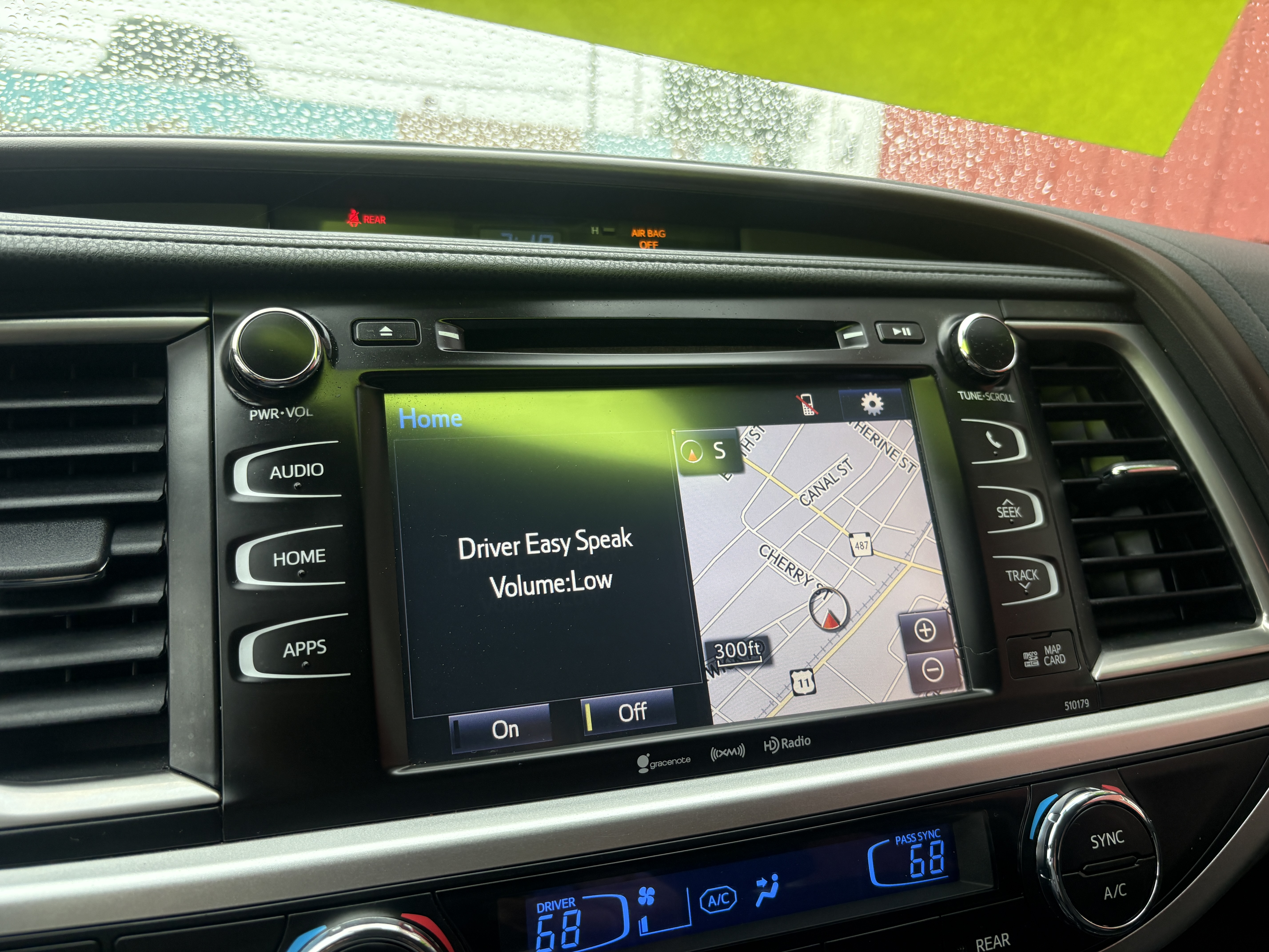 Used 2018 Toyota Highlander AWD V6 image 17