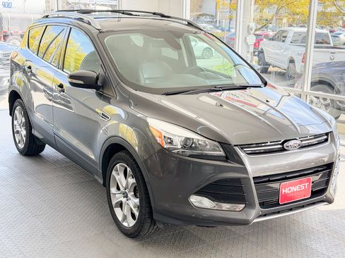 Used 2015 Ford Escape Titanium image 1