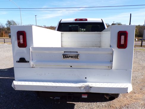 Used 2023 Chevrolet Silverado 2500 LT image 14