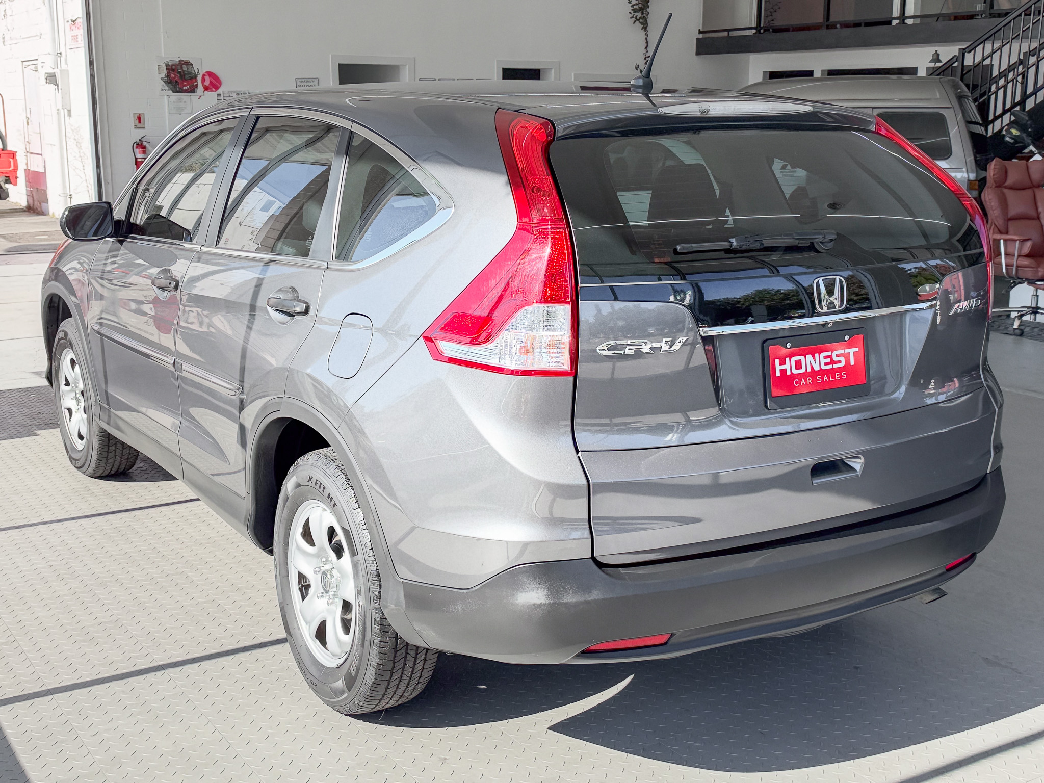 Used 2014 Honda CR-V AWD LX image 6