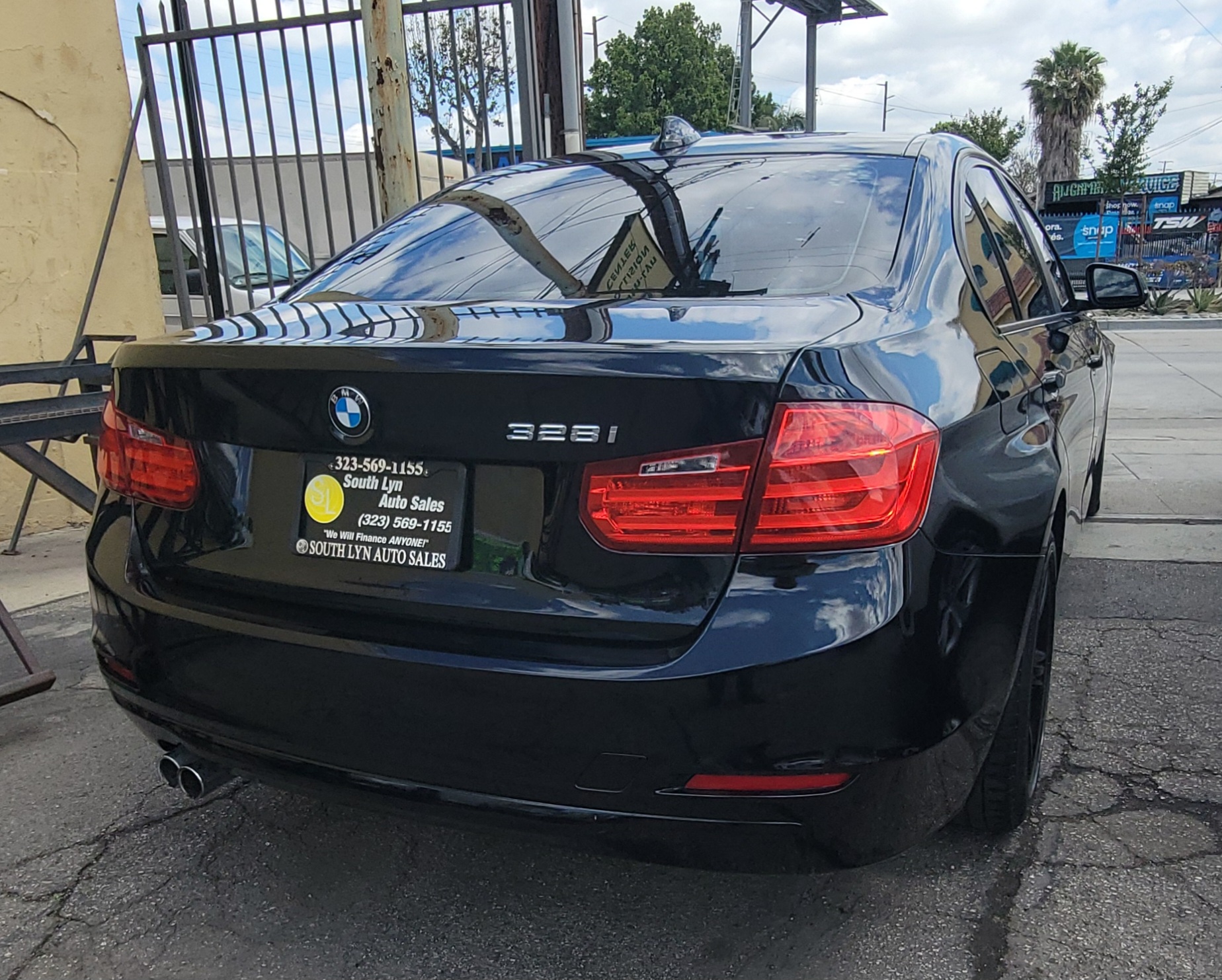 Used 2015 BMW 328i Sedan RWD image 6