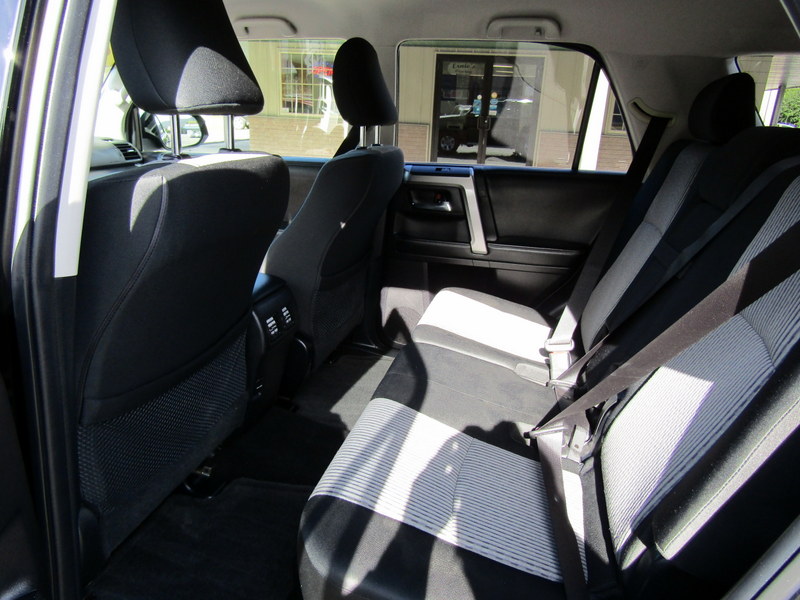 Used 2014 Toyota 4Runner 4WD image 20