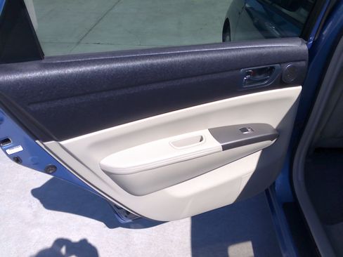 Used 2007 Toyota Prius w/ Package 6 FWD image 10