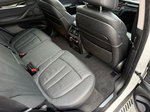 Used 2016 BMW X5 xDrive35d AWD/4WD image 12