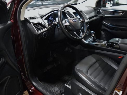 Used 2018 Ford Edge SEL image 15