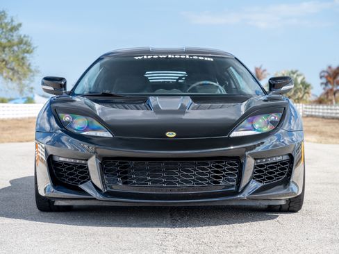 Used 2021 Lotus Evora image 3