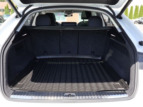 Used 2023 Audi Q8 Premium Plus image 37