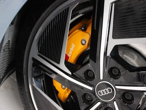 Used 2023 Audi RS e-tron GT image 7