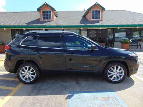 Used 2014 Jeep Cherokee Limited image 10