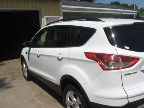 Used 2014 Ford Escape 4WD SE image 6