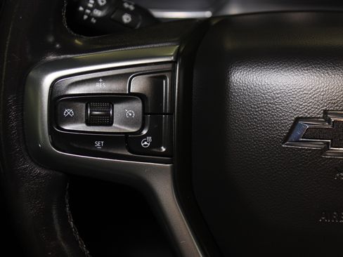 Used 2020 Chevrolet Silverado 1500 LT Trail Boss image 39