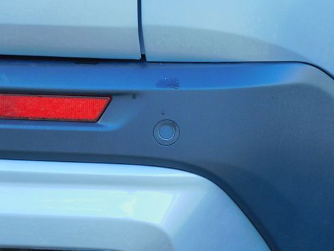 Used 2025 GMC Acadia Elevation image 14