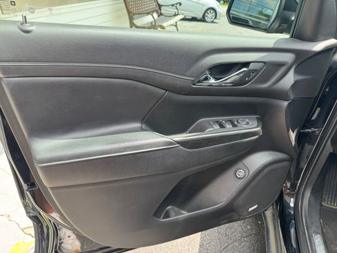 Used 2019 GMC Acadia AWD SLT w/ SLT-1 image 10