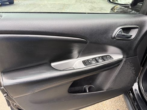 Used 2015 Dodge Journey SE image 7