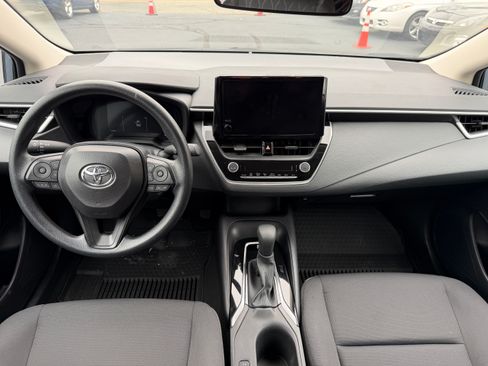 Used 2026 Toyota Corolla LE Sedan FWD image 16