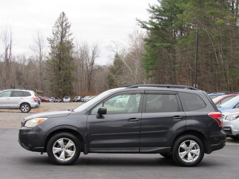 Used 2014 Subaru Forester 2.5i Premium image 5