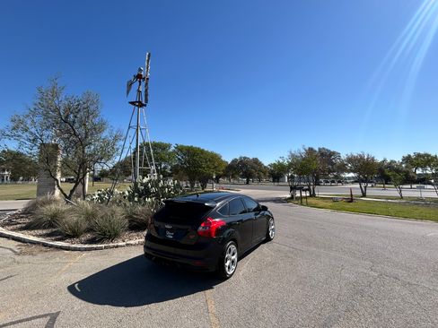 Used 2013 Ford Focus ST image 6