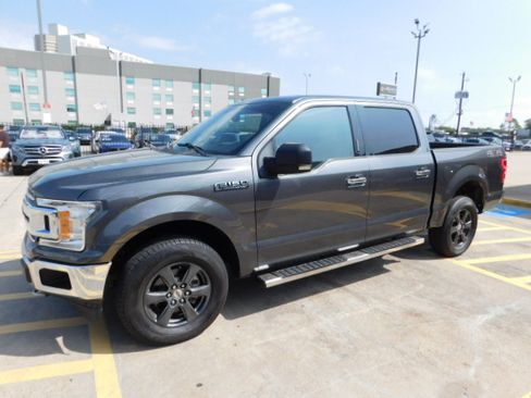 Used 2018 Ford F150 4x4 SuperCrew image 4
