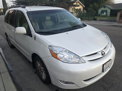Used 2008 Toyota Sienna XLE