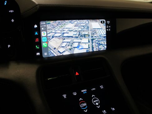 Used 2020 Porsche Taycan Turbo image 44