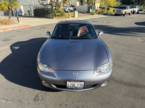 Used 2002 MAZDA MX-5 Miata LS RWD image 22