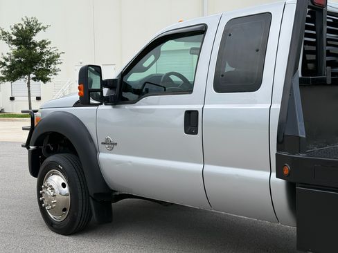 Used 2012 Ford F550 image 29