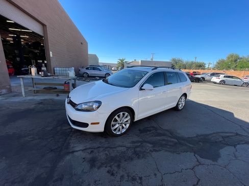 Used 2012 Volkswagen Jetta TDI image 2
