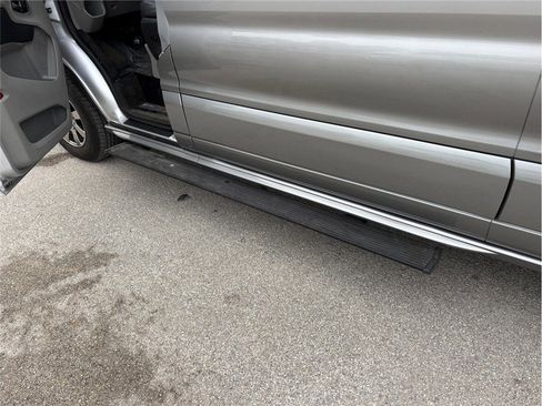 Used 2019 Ford Transit 150 image 17