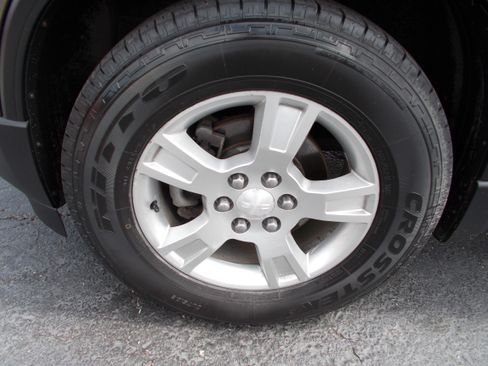 Used 2012 GMC Acadia AWD SLE image 10