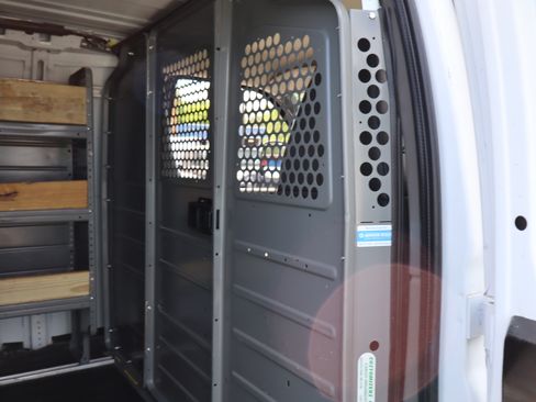 Used 2021 Chevrolet Express 2500 UNAVAIL RWD image 15