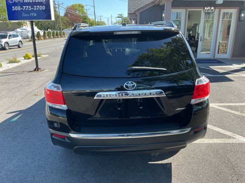 Used 2011 Toyota Highlander 4WD Limited image 6