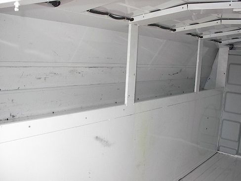 Used 2020 Chevrolet Express 3500 UNAVAIL RWD image 8