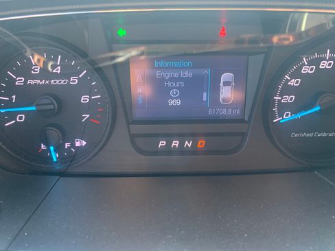 Used 2016 Ford Taurus Police Interceptor FWD image 12