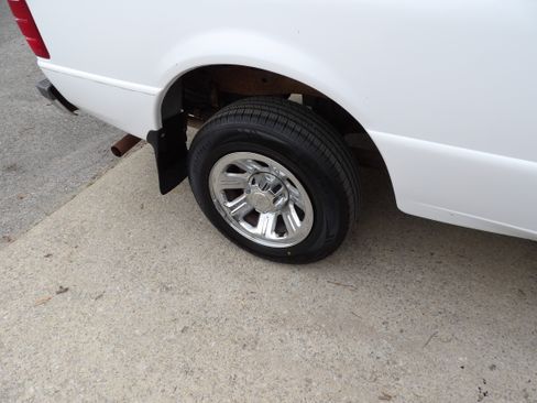 Used 2001 Ford Ranger 2WD SuperCab XLT image 12