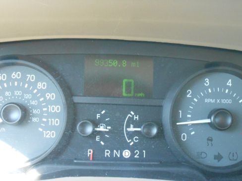 Used 2006 Mercury Grand Marquis LS image 21