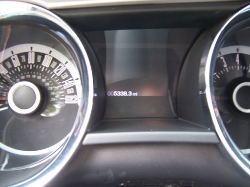 Used 2013 Ford Mustang GT Premium RWD image 13