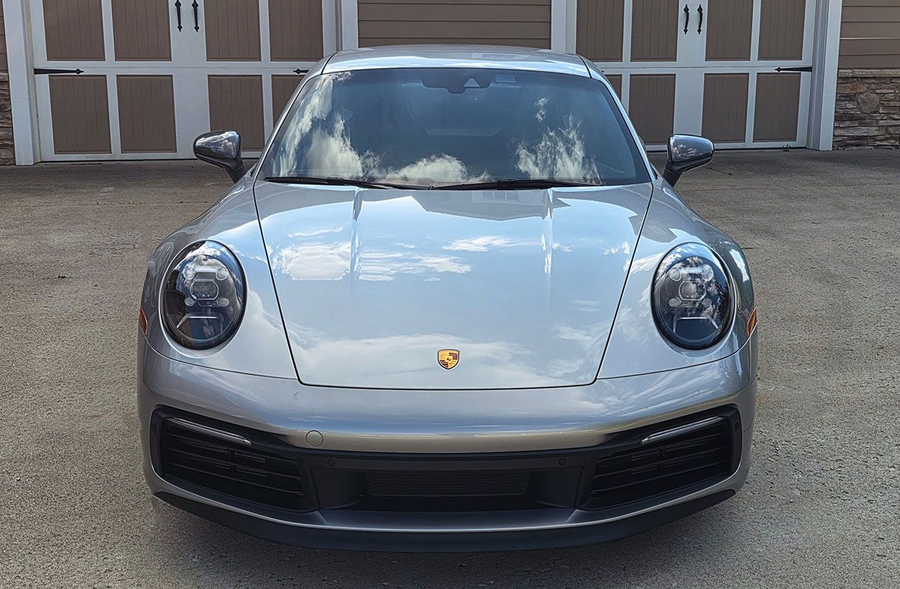 Used 2023 Porsche 911 Carrera T Coupe 2D RWD image 4