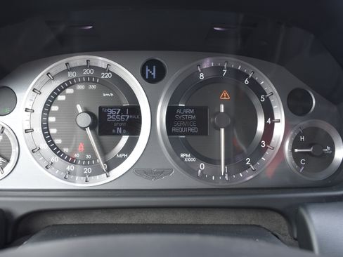 Used 2009 Aston Martin V8 Vantage image 46
