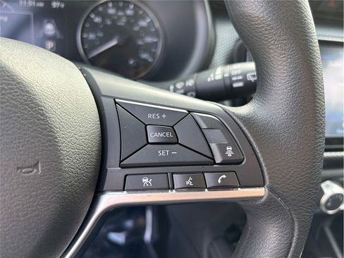 Used 2023 Nissan Kicks SV image 24
