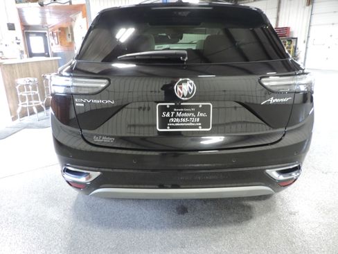 Used 2023 Buick Envision Avenir image 18